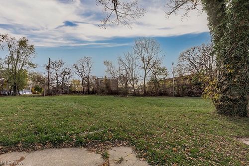 13614 Glenside Rd, Cleveland, OH, 44110-3524 | Card Image