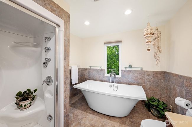 Steam shower and soaking sub. | Image 21