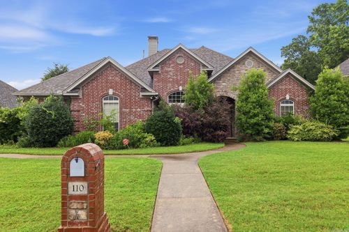 110 River Valley Loop, Maumelle, AR, 72113-7137 | Card Image