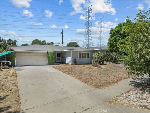 11403 Gaynor Ave, Granada Hills, CA, 91344-3918 | Card Image