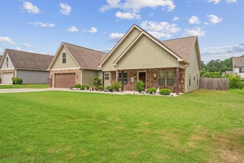 407 Beamer Rd Sw, Calhoun, GA, 30701-7954 | Card Image