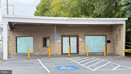 2 S Mulberry St, WAYNESBORO, PA, 17268-1524 | Card Image