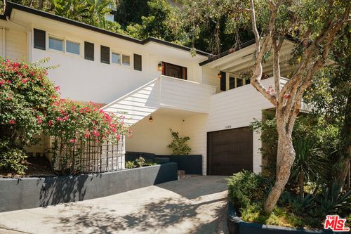 1600 Queens Rd, Los Angeles, CA, 90069-1430 | Card Image