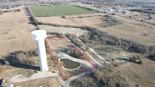 239 Bh Cooke Ln, Van Alstyne, TX, 75495-2757 | Card Image