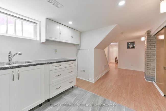 273 E 13 Th St, House other with 5 bedrooms, 3 bathrooms and 5 parking in Hamilton ON | Image 28