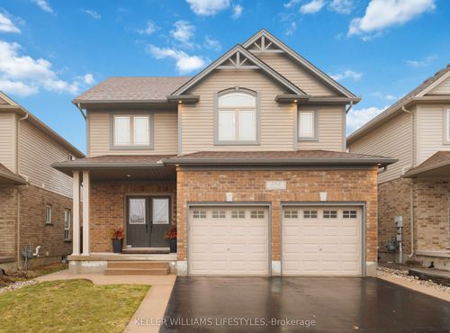 488 Blackacres Boulevard, London North, ON, N6G0J6 | Card Image