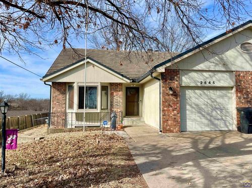 2645 Sw Villa West Dr, Topeka, KS, 66614-5439 | Card Image