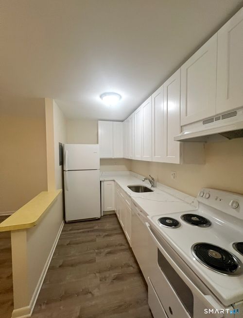 5-6-8 Hyatt Ave, Norwalk, CT, 06850-3564 | Card Image
