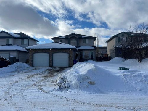 161 Wilson Dr, Fort Mcmurray, AB, T9H5P9 | Card Image
