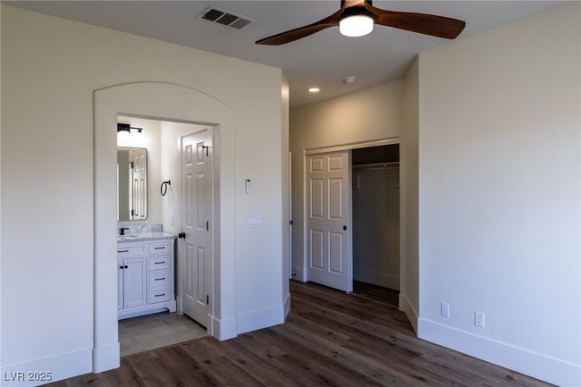 1100 Warm Canyon Way, House other with 3 bedrooms, 2 bathrooms and null parking in Las Vegas NV | Image 4