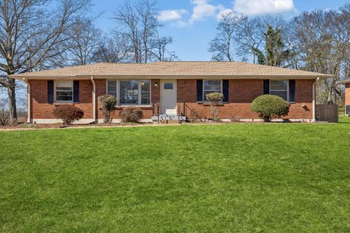 118 Newport Dr, Old Hickory, TN, 37138-2808 | Card Image