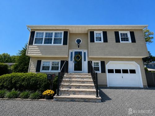 637 Bray Ave, Port Monmouth, NJ, 07758-1307 | Card Image