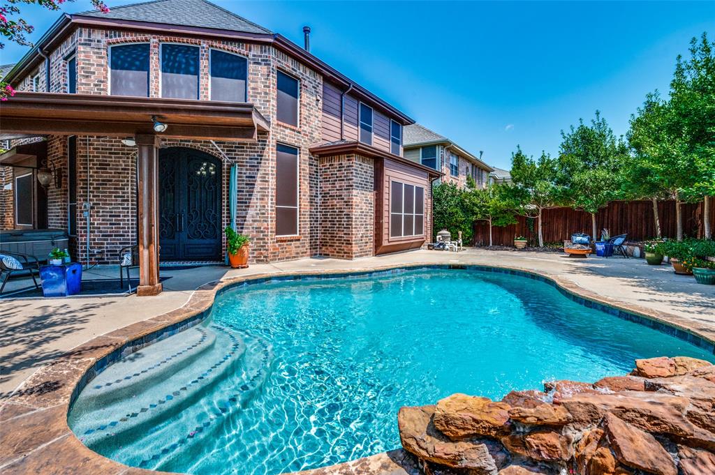 Parkvillage Ave, Mckinney, TX 75069