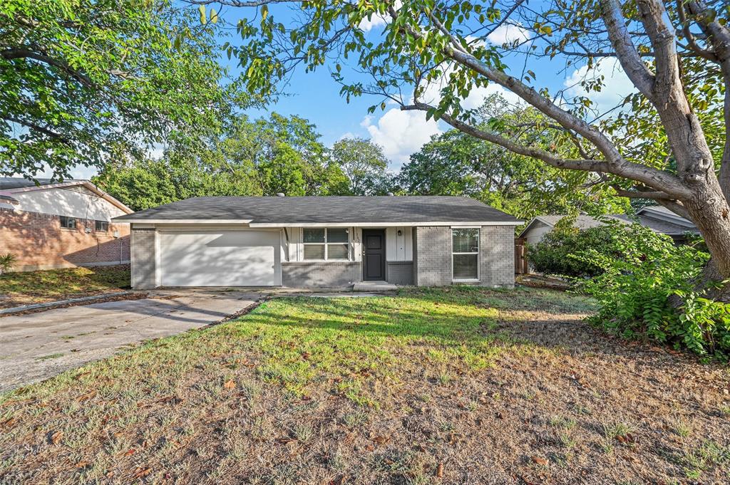 Hawthorne Ln, Plano, TX 75074