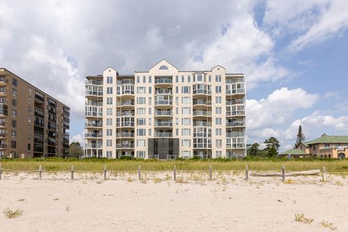 c3-207 E Grand Avenue E, Old Orchard Beach, ME, 04064 | Card Image
