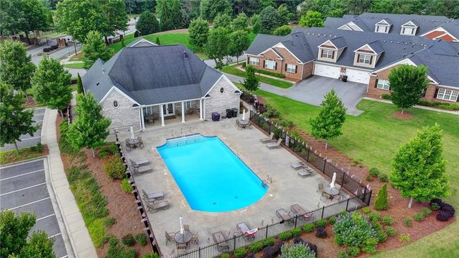 3411 Lindenridge Dr, Condo with 3 bedrooms, 3 bathrooms and null parking in Buford GA | Image 57