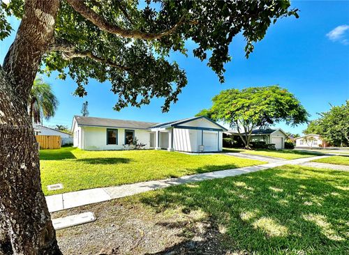 16708 Sw 5th Way, Weston, FL, 33326-1545 | Card Image