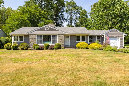 35 Fuller Ln, Hyde Park, NY, 12538-1232 | Card Image