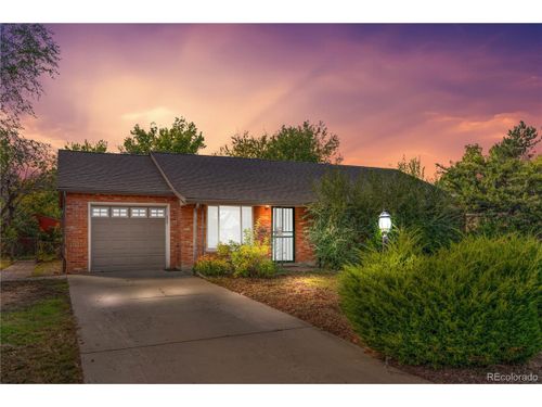 953 Scranton St, Aurora, CO, 80011-6403 | Card Image