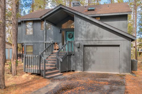 18034 Witchhazel Ln, Sunriver, OR, 97707-1959 | Card Image