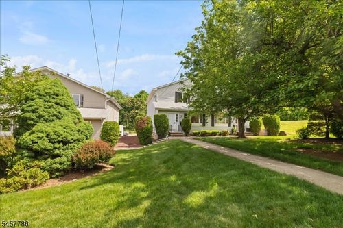 222 Eagle Rock Ave, Roseland, NJ, 07068-1711 | Card Image