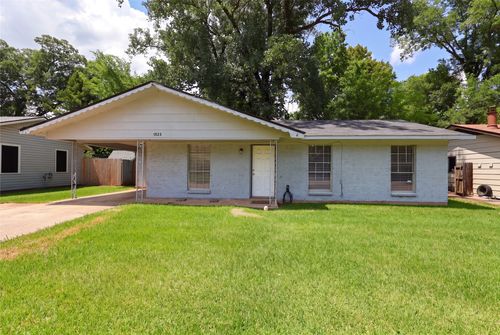 1523 Teekell St, Bossier City, LA, 71111-5228 | Card Image