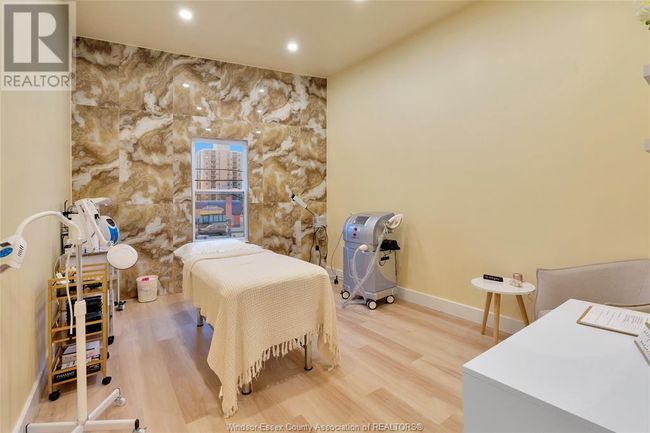 4667 Wyandotte St E, Home with 0 bedrooms, 0 bathrooms and null parking in Windsor ON | Image 38