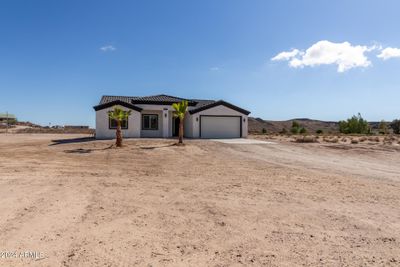 1587 S 391st Avenue, House other with 4 bedrooms, 3 bathrooms and null parking in Tonopah AZ | Image 3