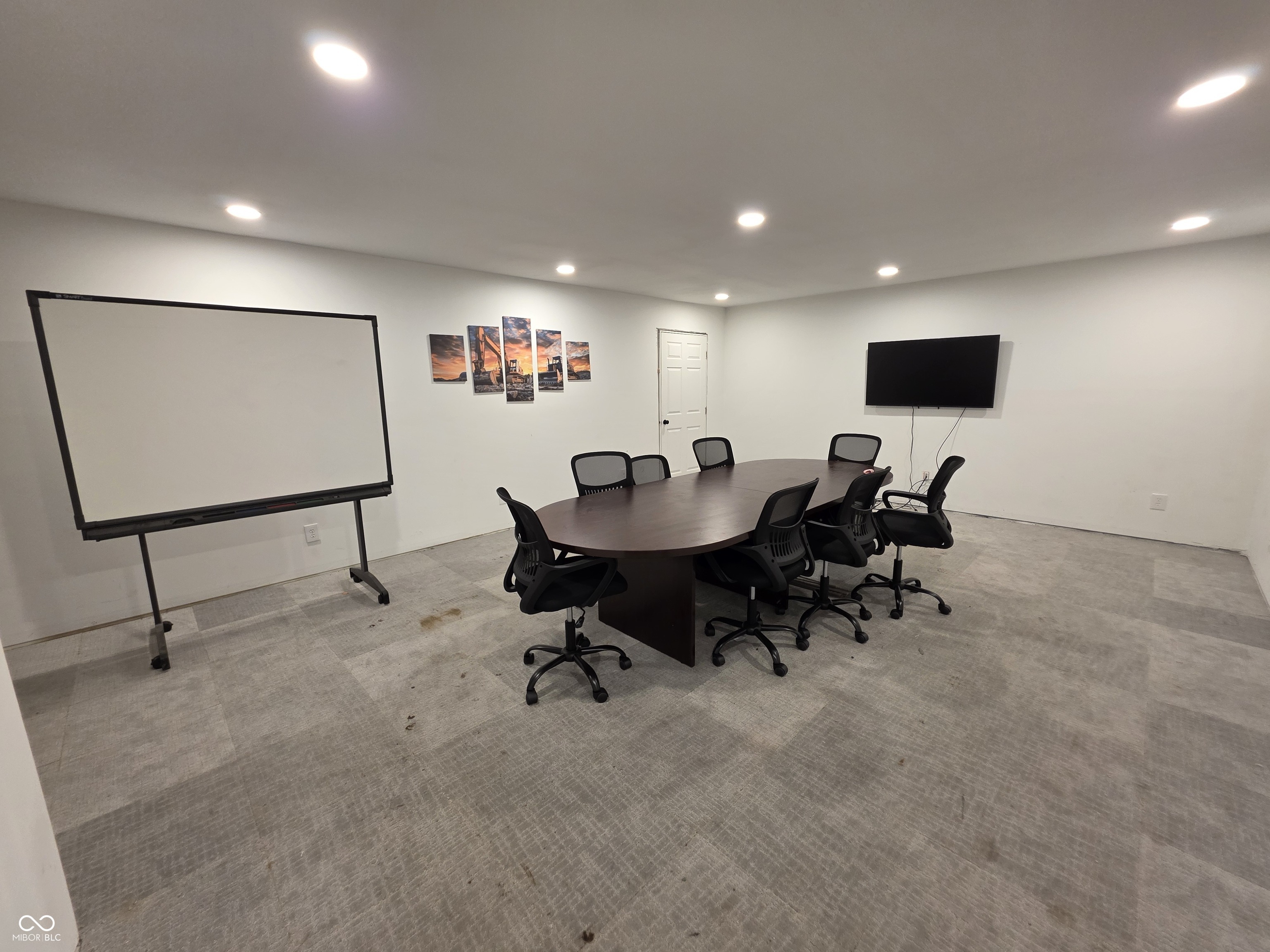 Commercial Lease in Columbus 4