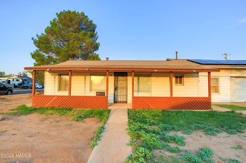 1220 N Park Dr, Winslow, AZ, 86047-2512 | Card Image