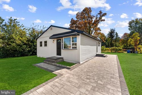 726 Smith Ln, Westampton, NJ, 08060-1061 | Card Image