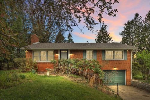 3271 Meadowbrook Rd, Murrysville, PA, 15668-1631 | Card Image