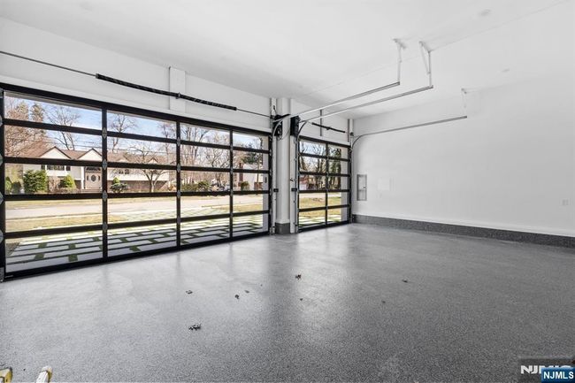 75 Maryland Rd, House other with 6 bedrooms, 8 bathrooms and null parking in Paramus NJ | Image 32
