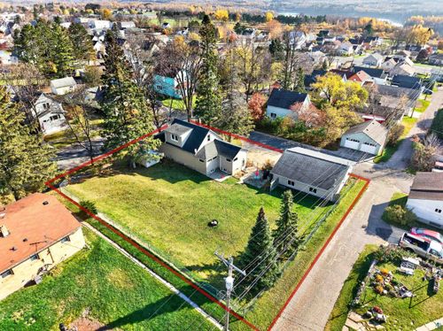 201 Virginia Ave W, Gilbert, MN, 55741-9000 | Card Image
