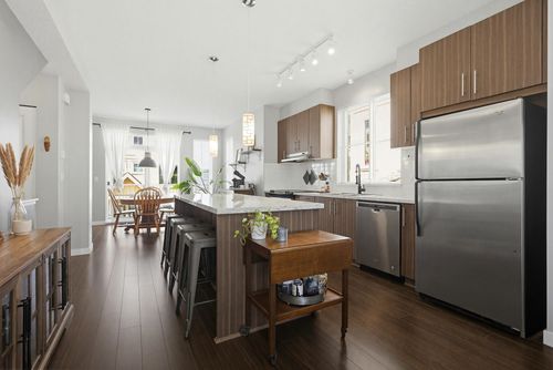 71-31032 Westridge Pl, Abbotsford, BC, V2T0C6 | Card Image