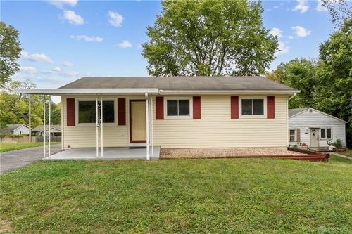 225 Forest St, Fairborn, OH, 45324-3306 | Card Image