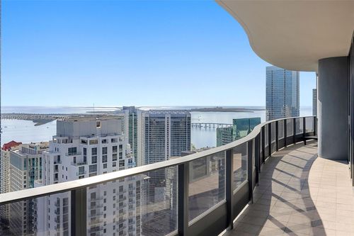 ph5403-1000 Brickell Plz, Miami, FL, 33131-3833 | Card Image
