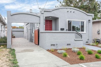 2759 Wallace Street, House other with 4 bedrooms, 2 bathrooms and 2 parking in Berkeley CA | Image 3