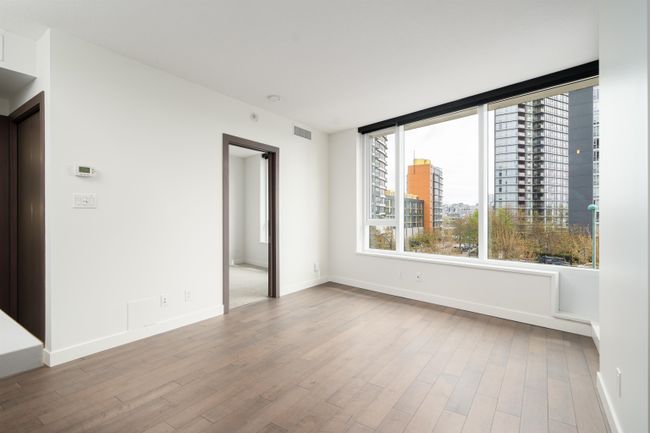 355 - 38 Smithe Street, Condo with 2 bedrooms, 2 bathrooms and 1 parking in Vancouver BC | Image 7