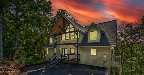 3047 Redtail Road, Sevierville, TN, 37862 | Card Image