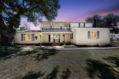 900 Westgate Ln Nw, Los Ranchos, NM, 87107-6622 | Card Image