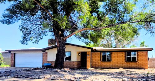 3865 Redwing Pl, Sierra Vista, AZ, 85635-3557 | Card Image