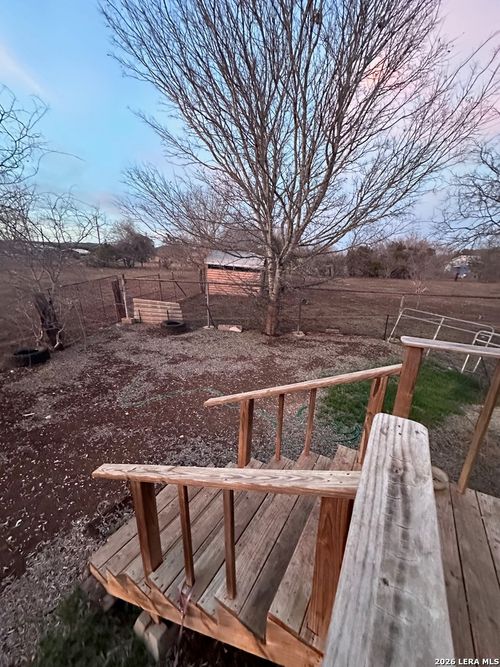 b-738 Fm 1283, Pipe Creek, TX, 78063-6049 | Card Image