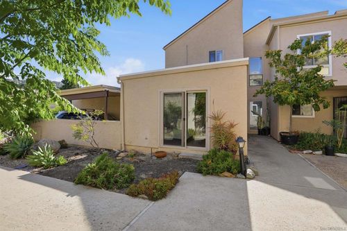 23660 Country Villa Rd, Ramona, CA, 92065 | Card Image