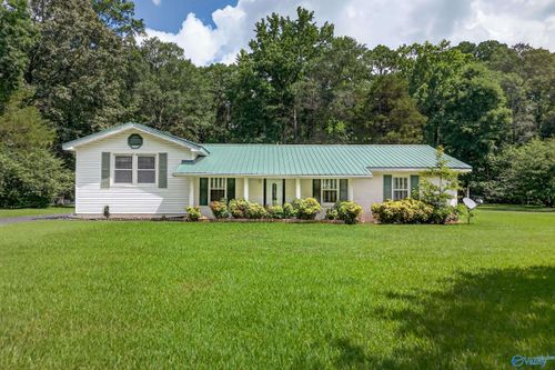 271 Oakview Rd, Hazel Green, AL, 35750-7913 | Card Image