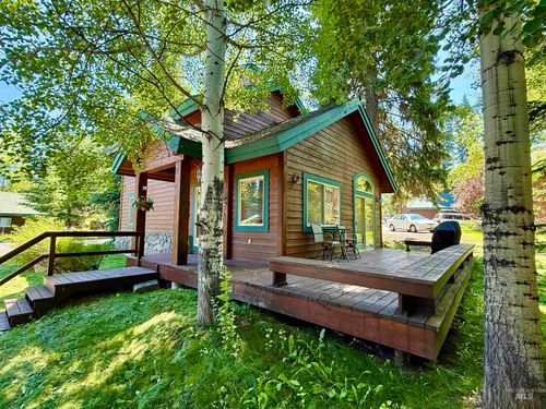 919 Cottage Ct, McCall, ID, 83638-4815 | Card Image