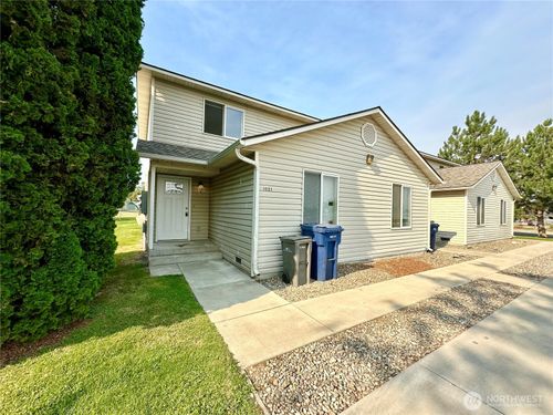 a-d-1021 E 19th Ave, Ellensburg, WA, 98926-5416 | Card Image