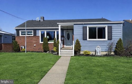 323 Mill Rd, BURLINGTON, NJ, 08016-3126 | Card Image