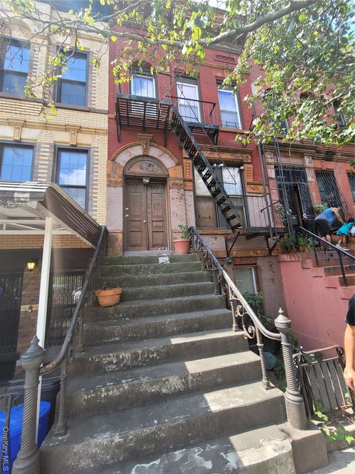 422 E 134th St, Bronx, NY, 10454-4502 | Card Image