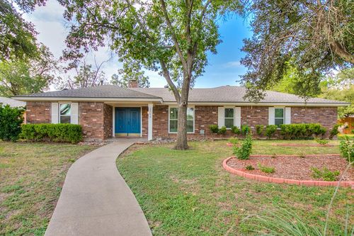 2713 Canyon Creek Dr, San Angelo, TX, 76904-7001 | Card Image